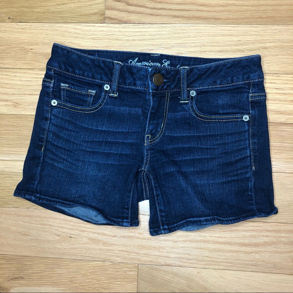 American Eagle Stretch Shorts Size 2 - Picture 1 of 6